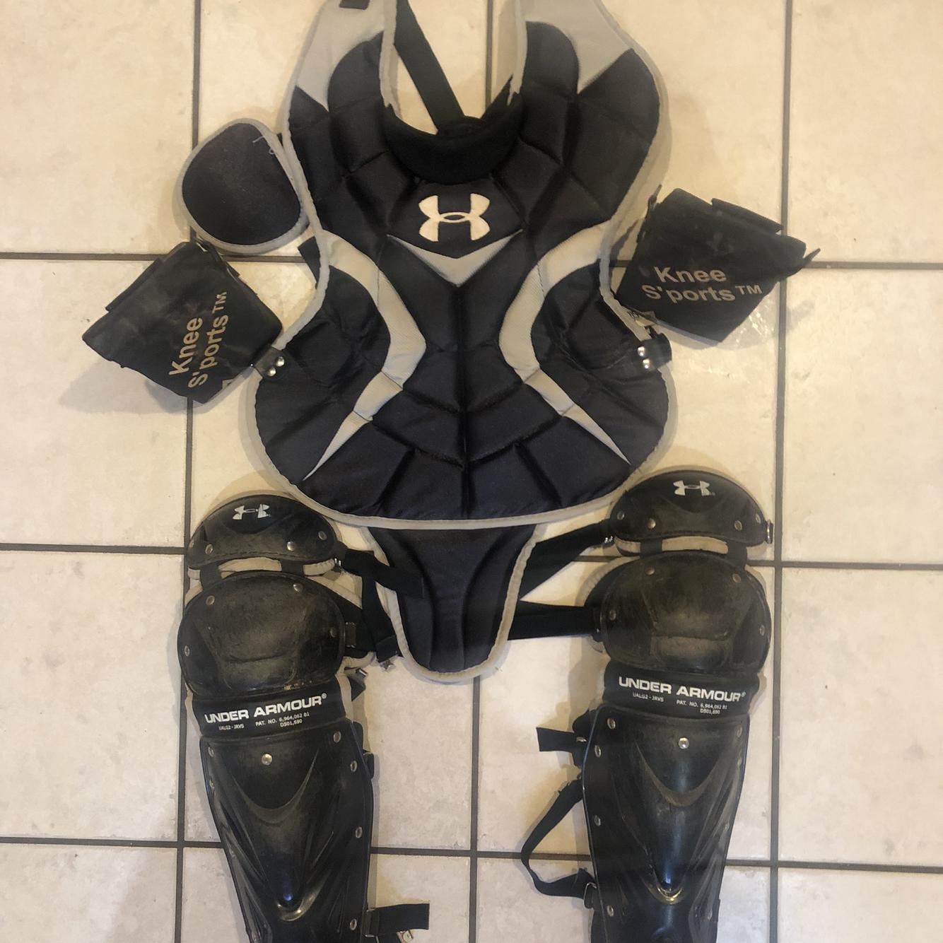 Youth Under Armour Victory Series Catcher's Set SidelineSwap
