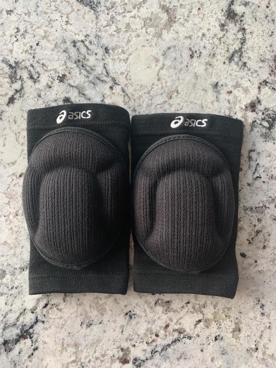 asics setter knee pads
