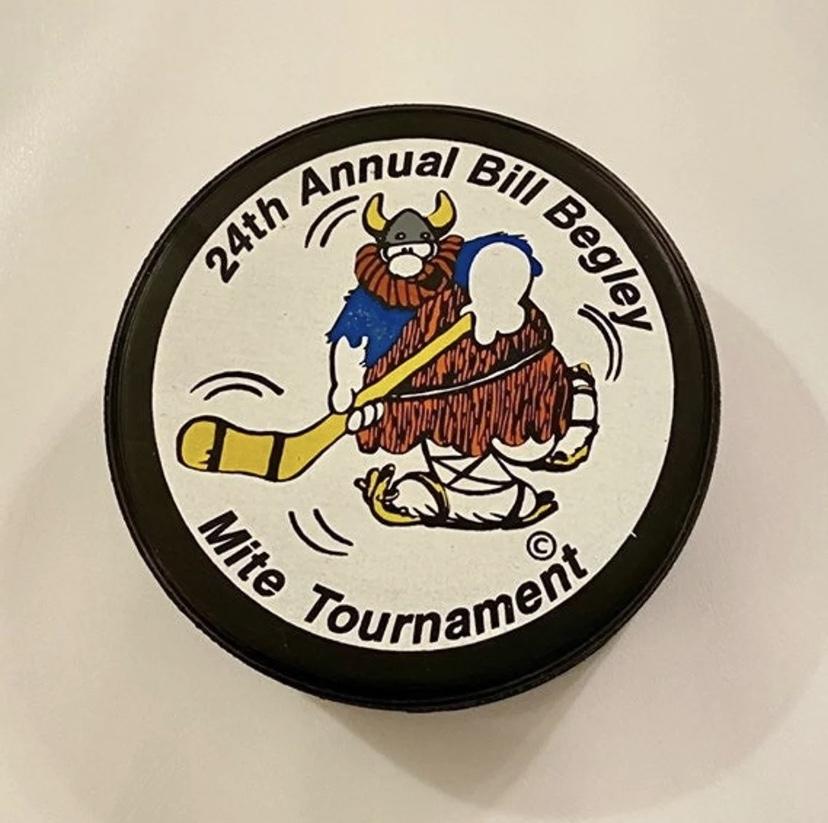 BRAND NEW RETRO BUFFALO YOUTH HOCKEY PUCK Wheatfield Blades SidelineSwap