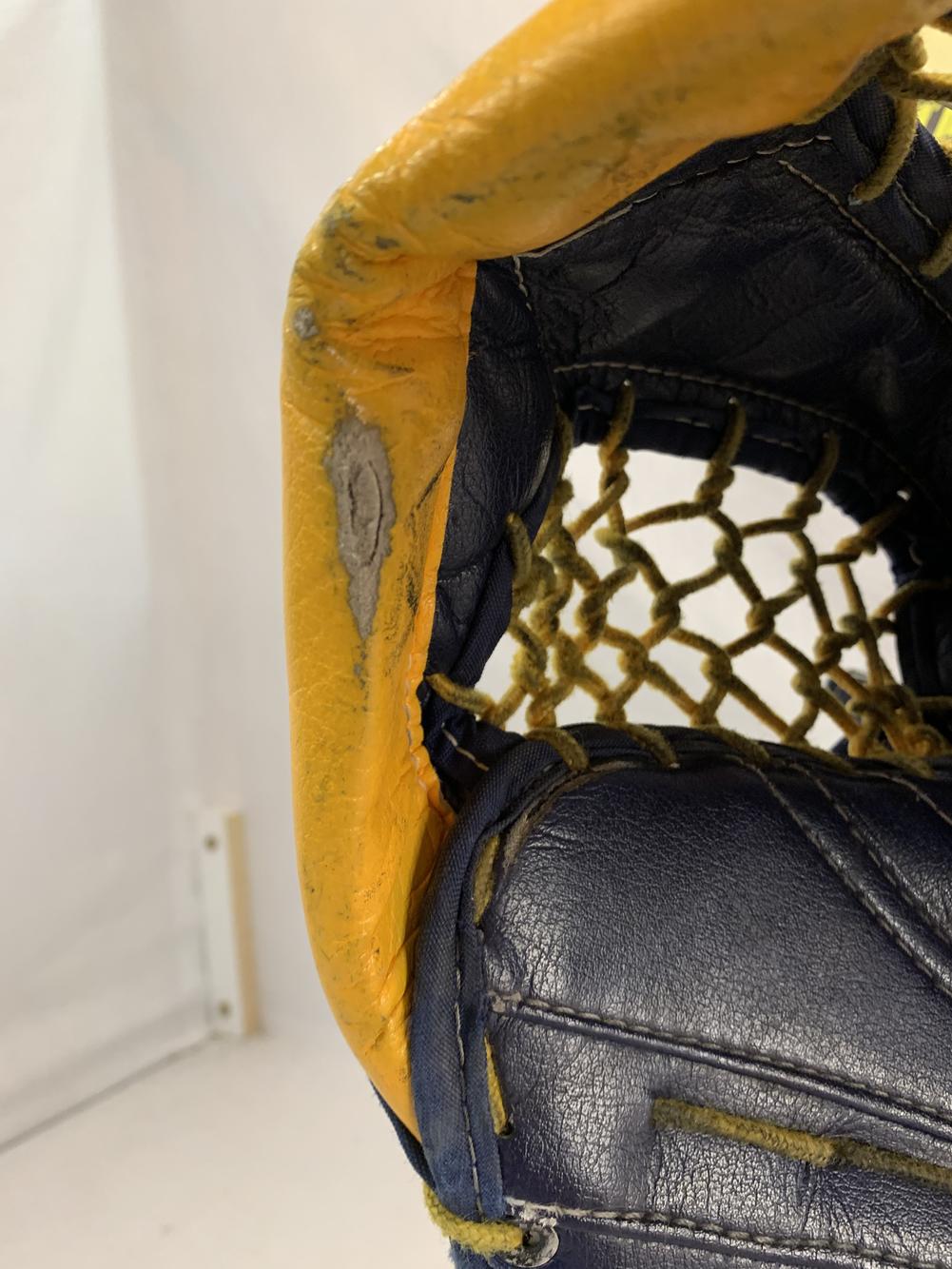 Used Reebok Premier II Pro Reg (Lt Hand) Ice Hockey Sz Sr Goalie