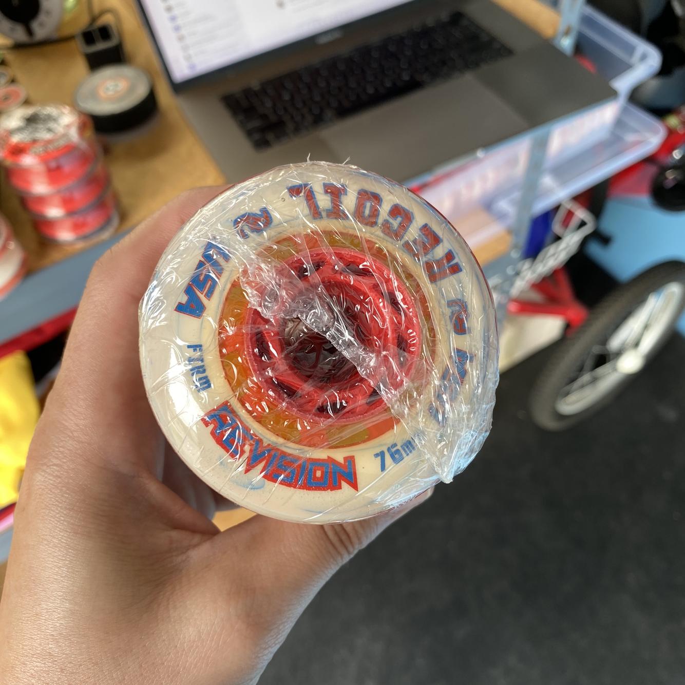 Revision Recoil Indoor USA RARE Firm Roller Hockey Wheels 76MM 4 Pack