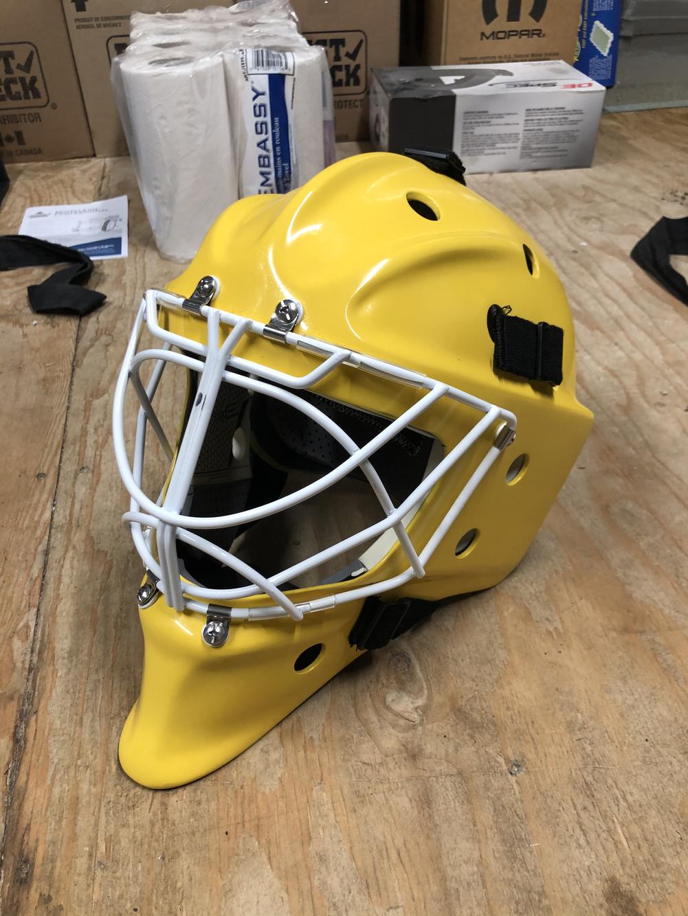 Bauer Profile 950 Goalie Mask M/L Cat Eye Cage SidelineSwap