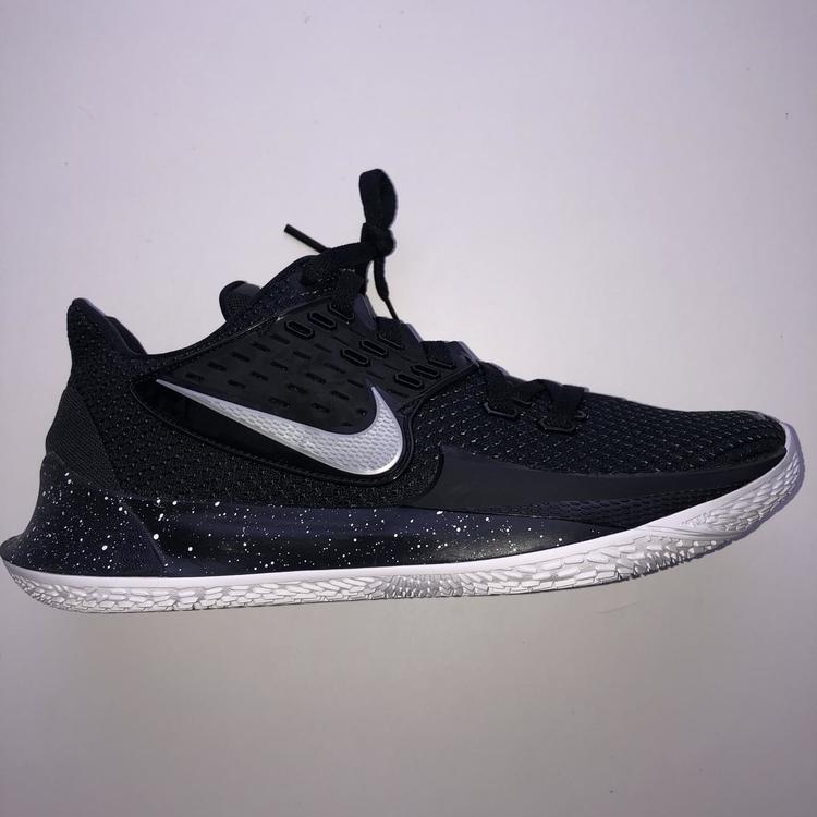 size 12.5 basketball shoes