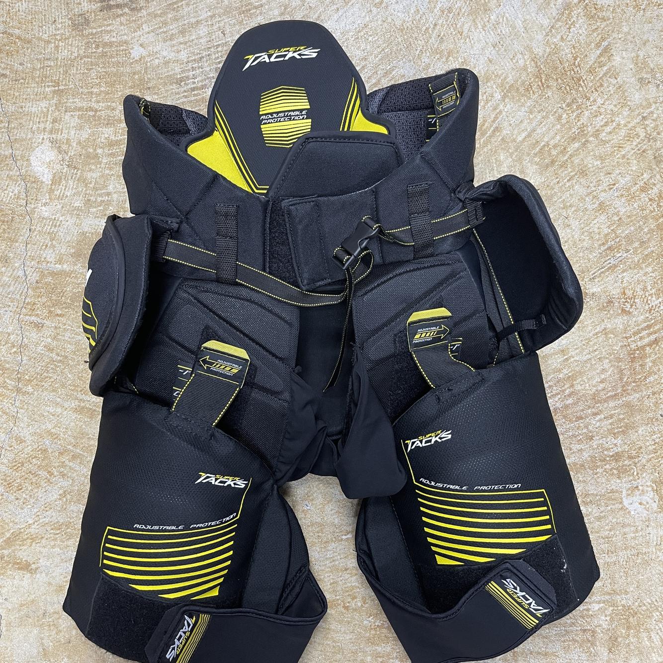 Senior Medium CCM Super Tacks Girdle SidelineSwap