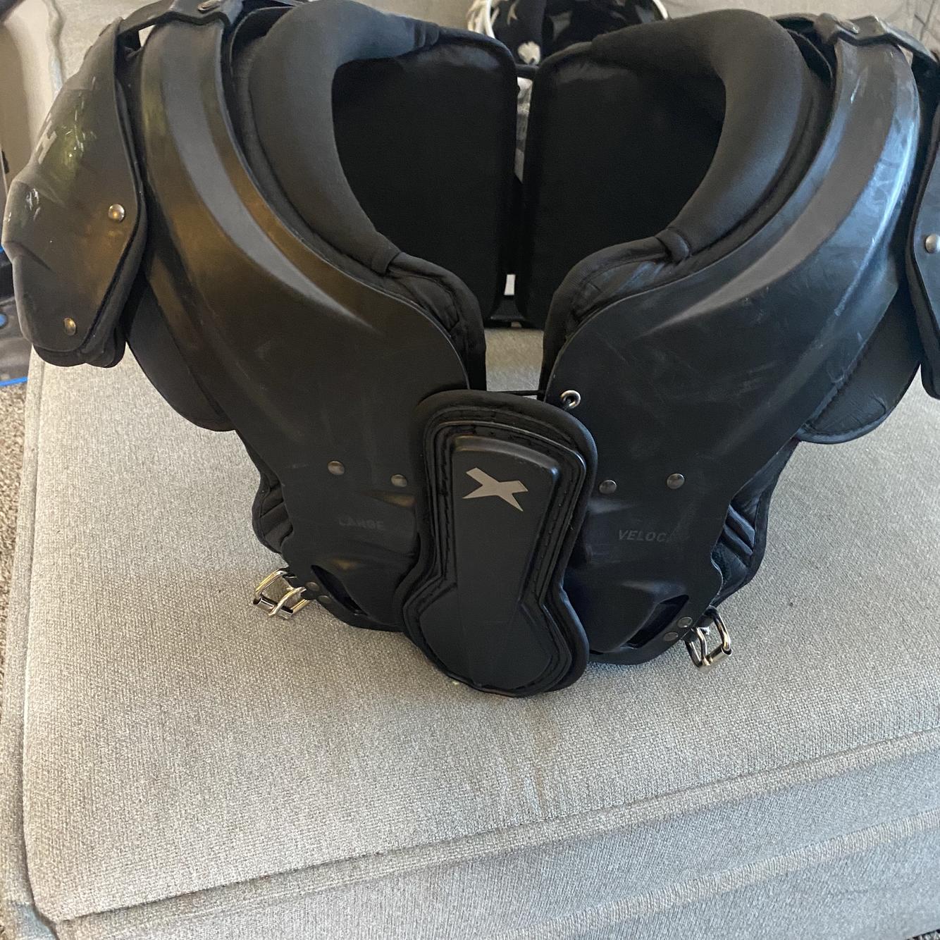 Used Large Xenith Shoulder Pads SidelineSwap