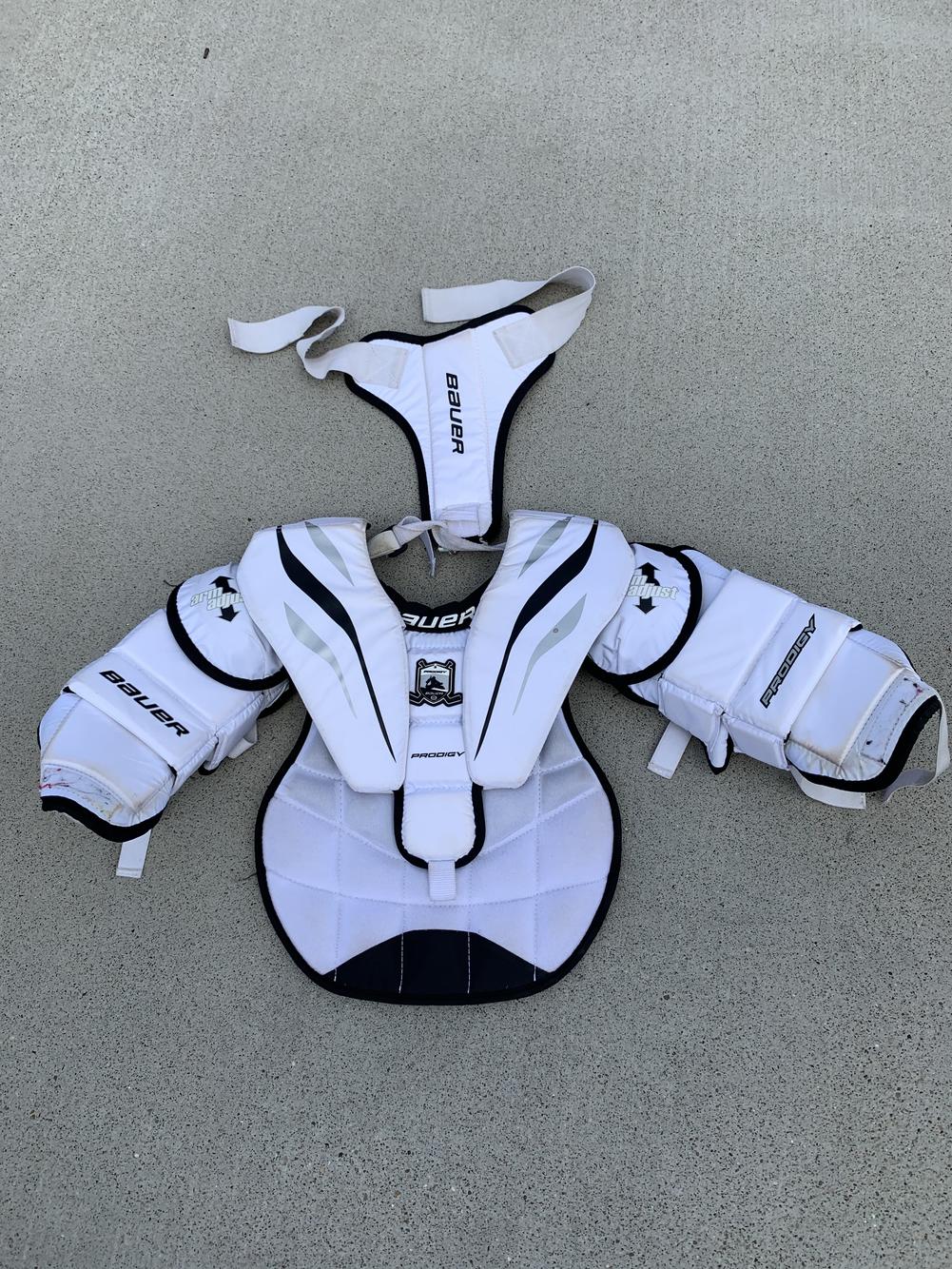White Used Junior Large Bauer Prodigy Goalie Chest Protector SidelineSwap