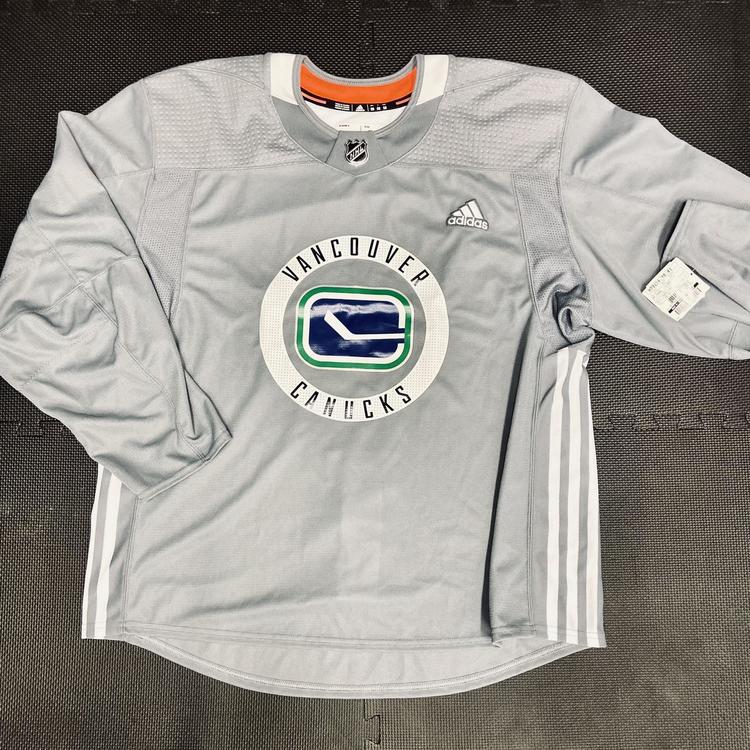 New Vancouver Canucks Pro Stock Practice Jersey • 58 Goalie Adidas 3-Stripe | SidelineSwap New Vancouver Canucks Pro Stock Practice Jersey • 58 Goalie Adidas 3-Stripe | SidelineSwap