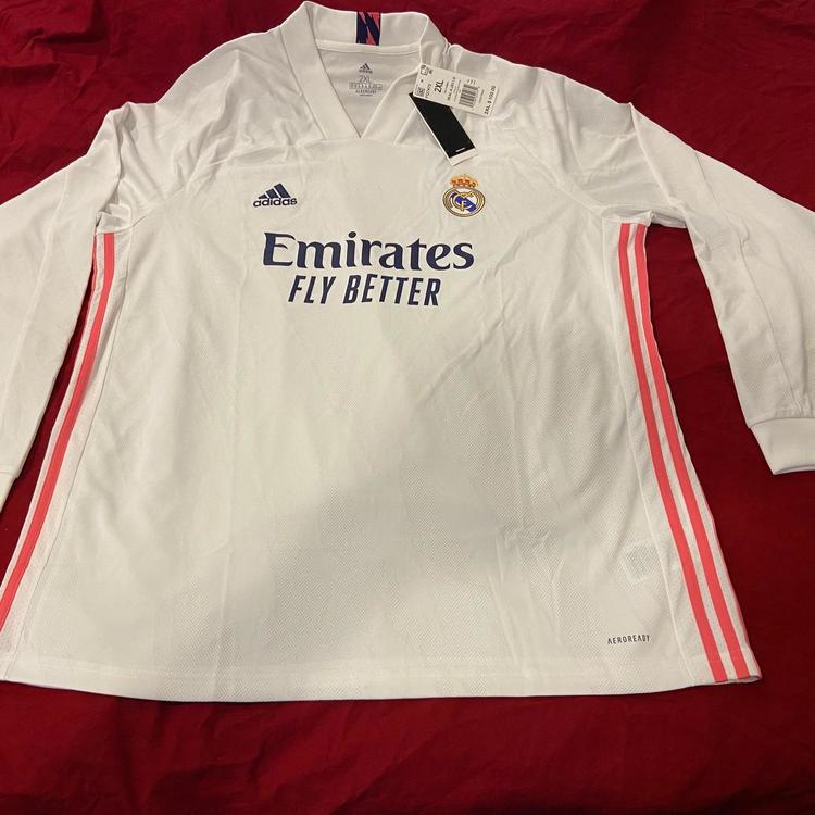 Real Madrid White New XXL Adidas AEROREADY Long Sleeve Jersey * NWT Real Madrid White New XXL Adidas AEROREADY Long Sleeve Jersey * NWT