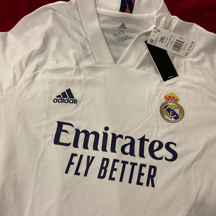 Real Madrid White New XXL Adidas AEROREADY Long Sleeve Jersey * NWT | SidelineSwap Real Madrid White New XXL Adidas AEROREADY Long Sleeve Jersey * NWT | SidelineSwap