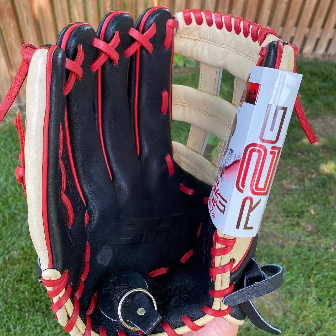 Black High School/College Outfield Heart of the Hide 12.75" Baseball