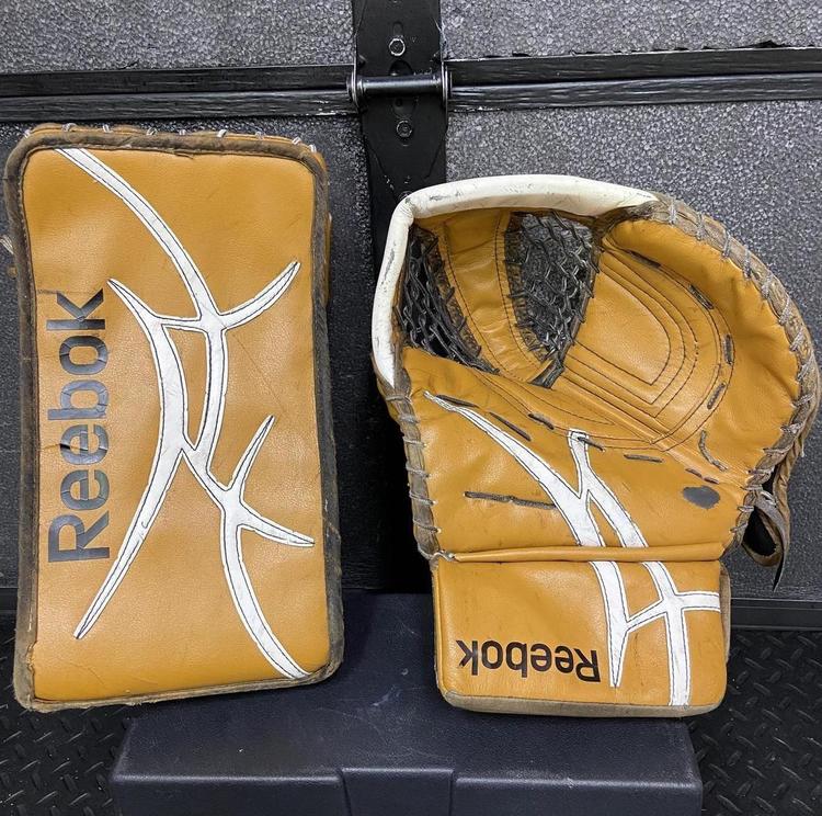 Senior Goalie Glove + Blocker Set • Reebok Revoke Pro Set SidelineSwap