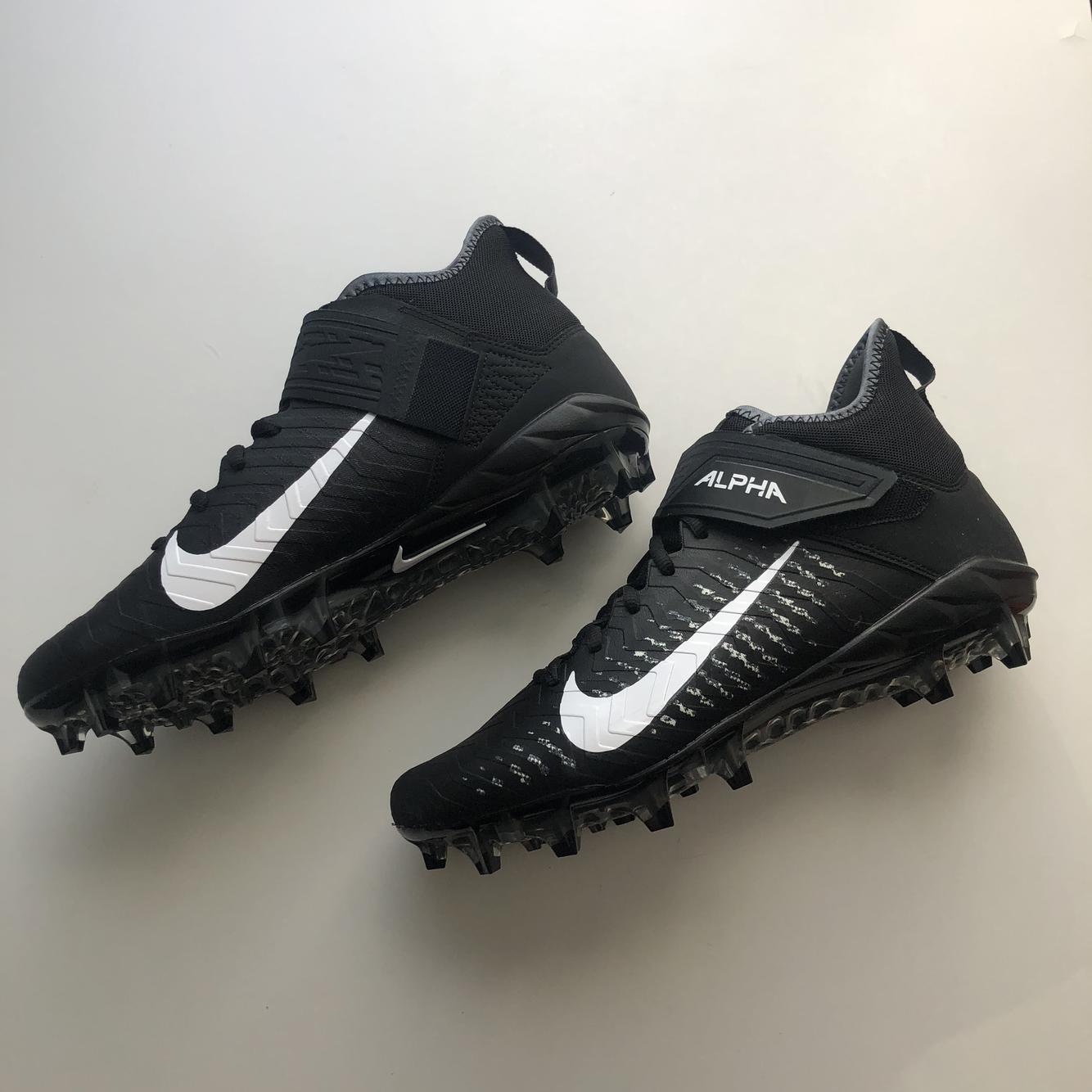 nike men's alpha menace varsity 2 mid football cleats