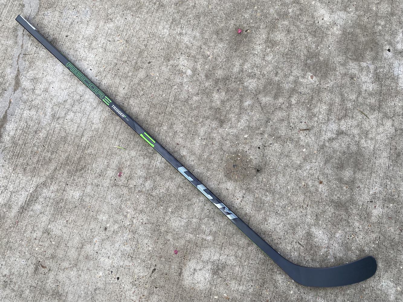 CCM Trigger 5 PRO Pro Stock Hockey Stick Grip 80 Flex Right P90 7283