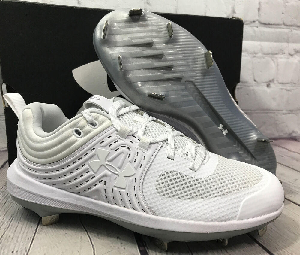 Under Armour womens Glyde St Softball Shoe Black//White 8.5 US