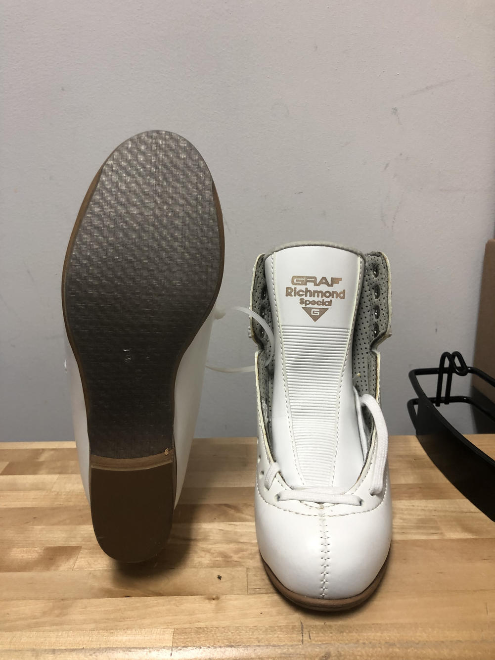 White New GRAF Richmond Figure Skates Size 3 SidelineSwap