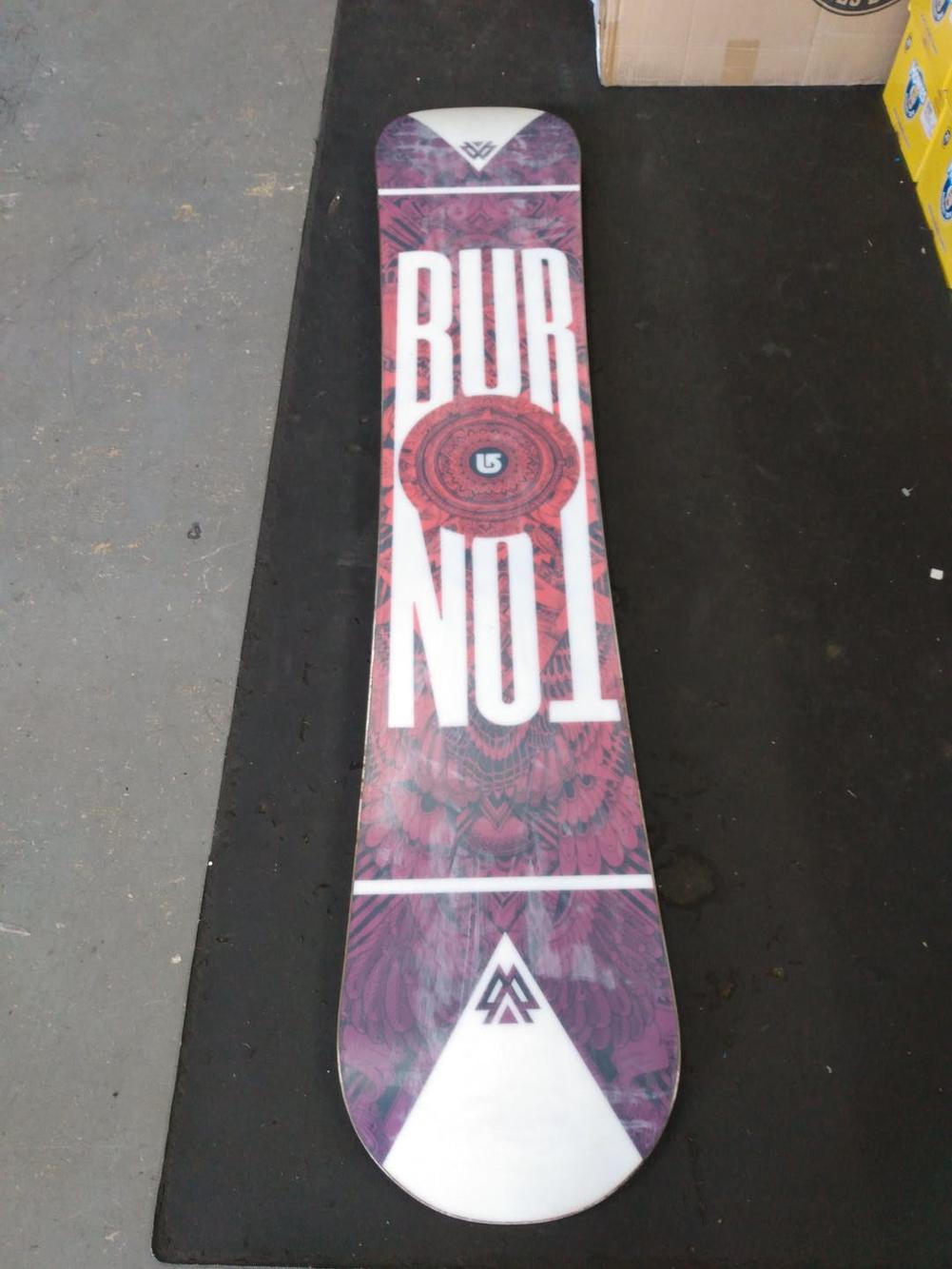 Used Burton White Collection 158 Cm Snowboard Mens Boards