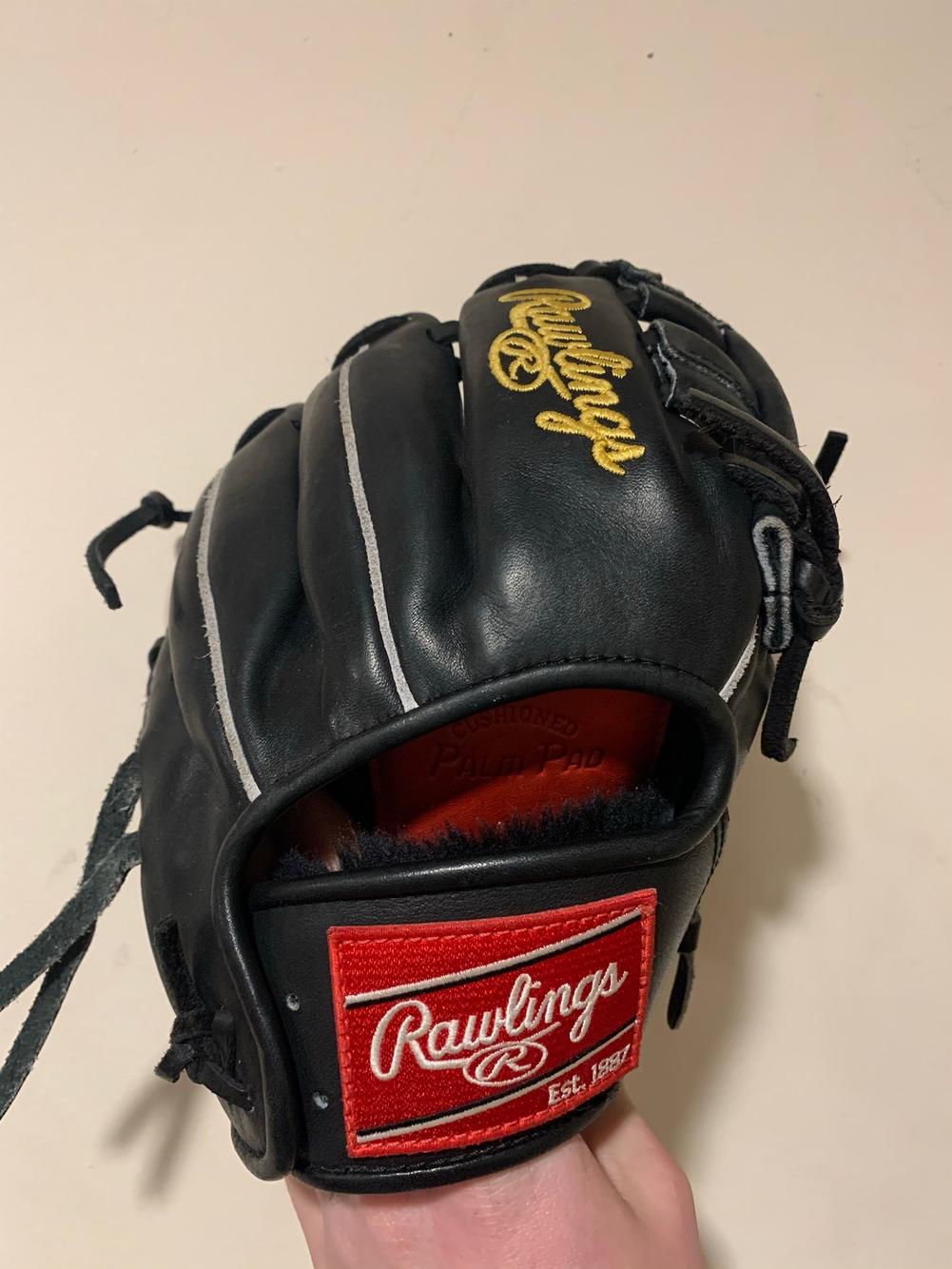 Black High School/College Infield 9.5" Gold Glove Baseball Glove