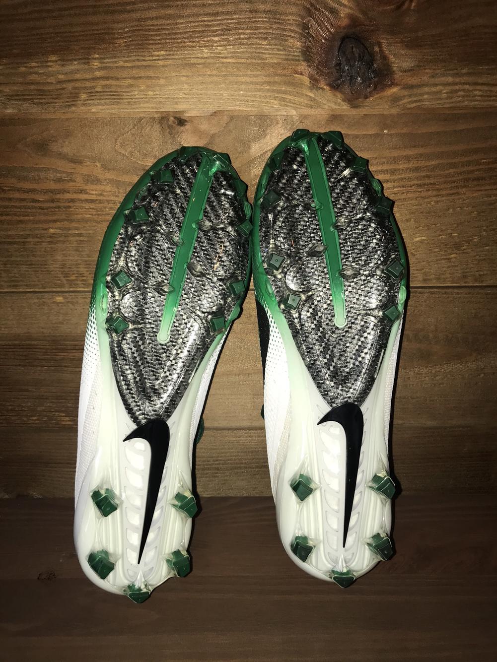 untouchable vapor cleats