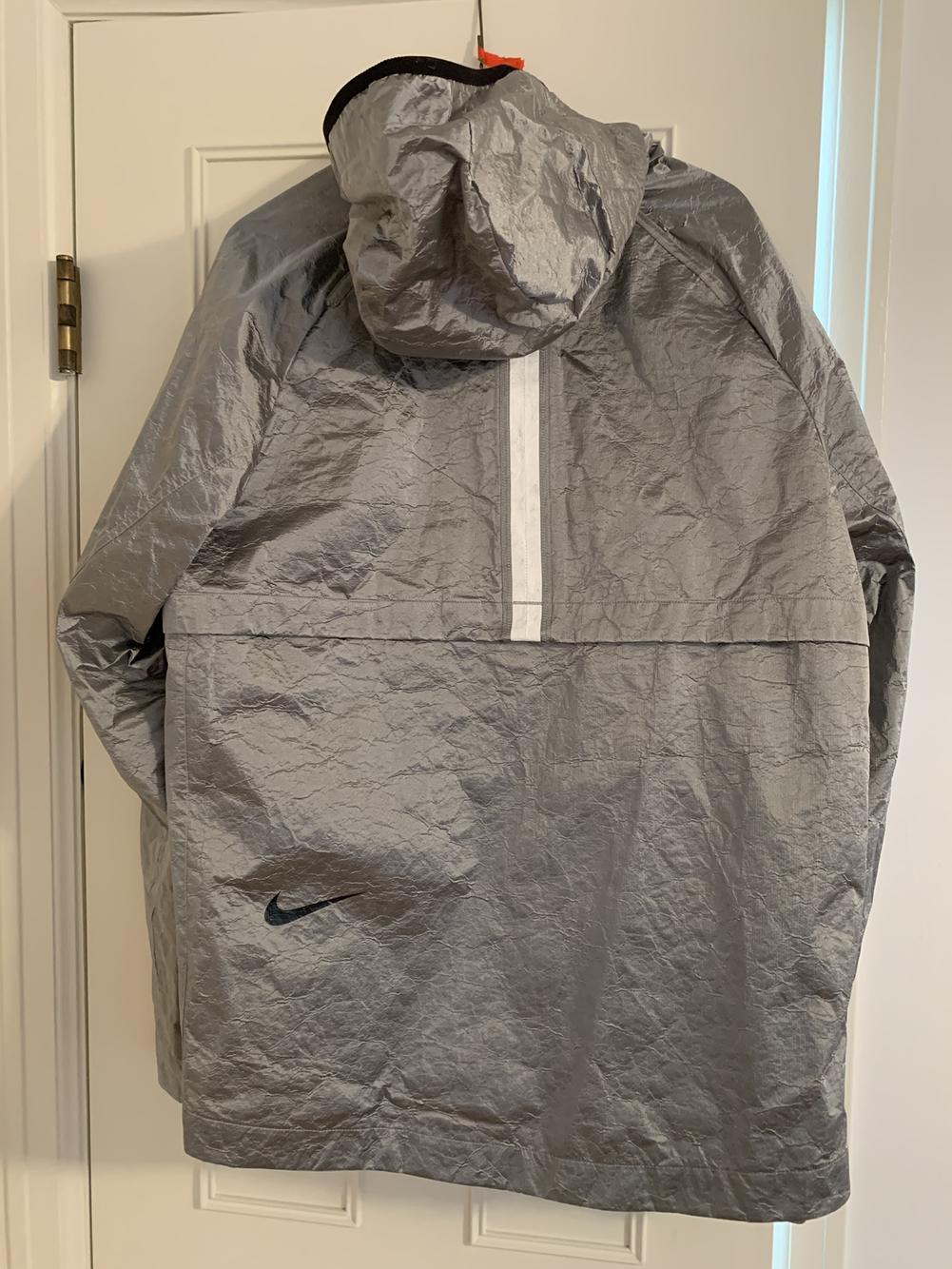 た*し様 Nike Shield Tech Pack ライトグレー ジャケット Nike Shield Repel Tech Pack Running Jacket Gray Mens Size