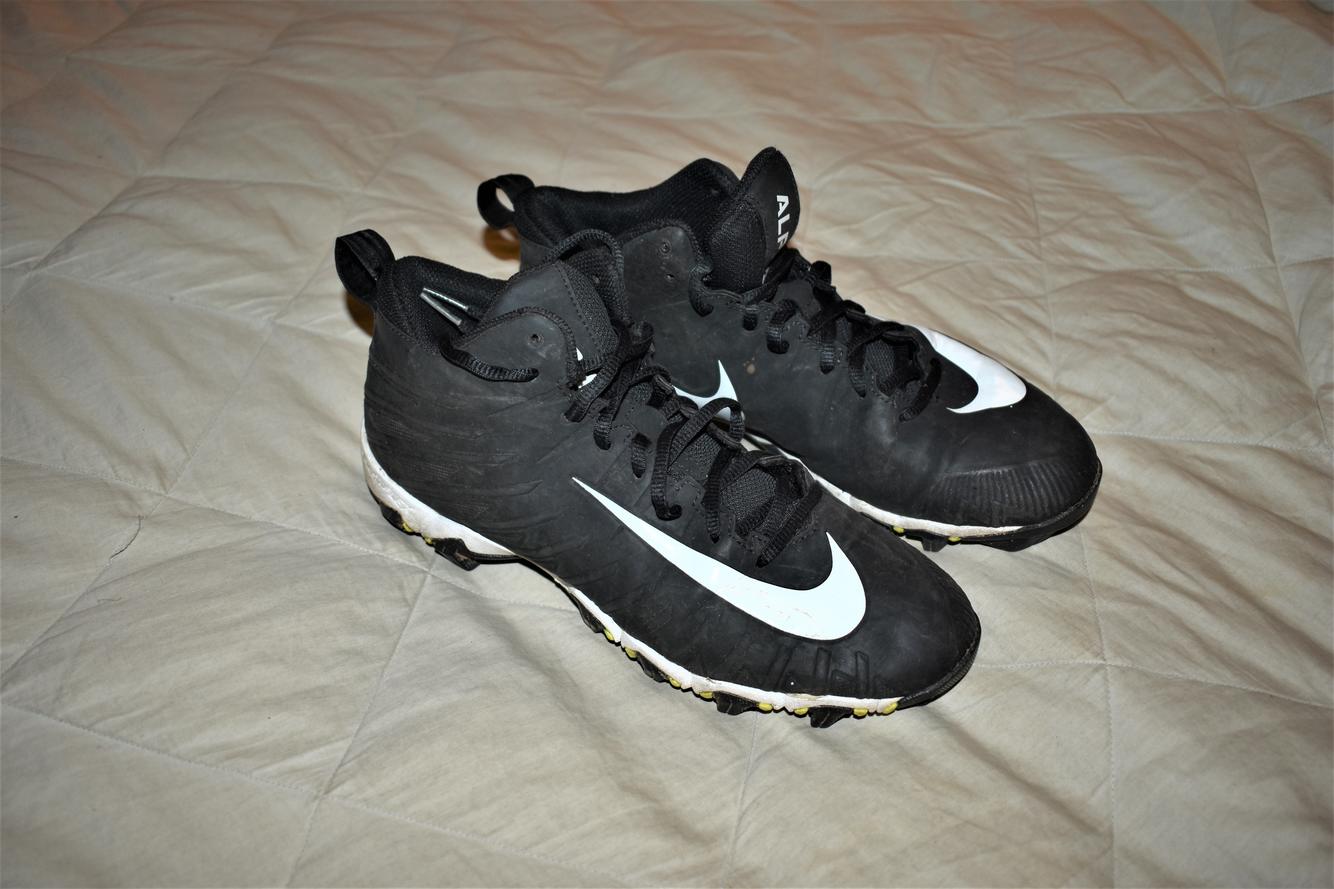 nike football cleats 2009