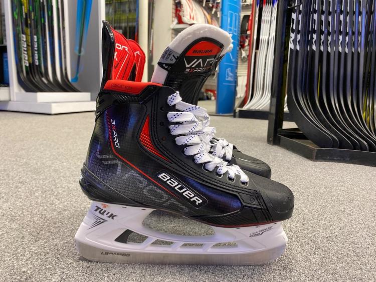 Bauer Vapor 3x Pro Skate, Sr, 7.5, Fit 2, Lightly Used SidelineSwap