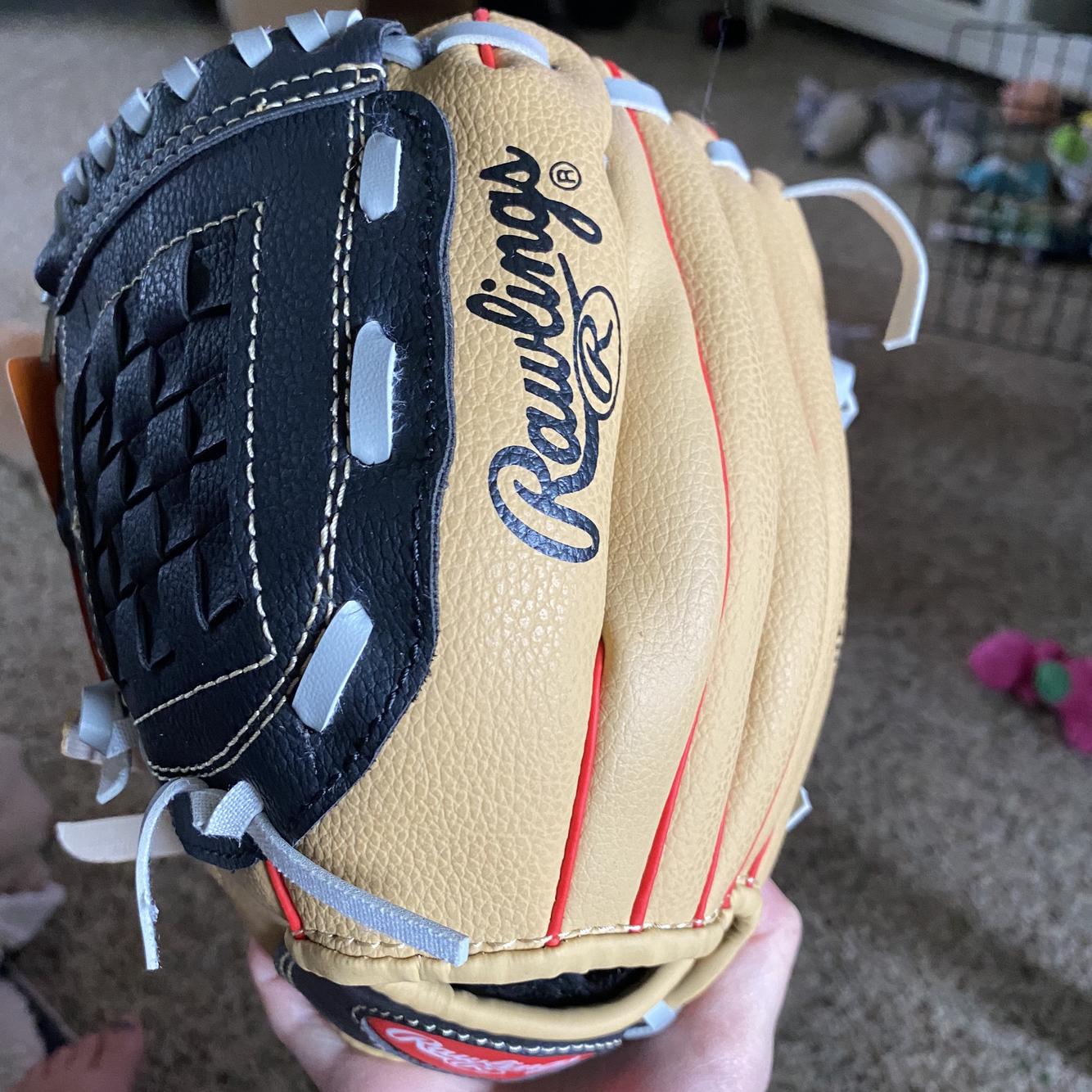 New Left Hand Throw Player series 10" Baseball Glove SidelineSwap