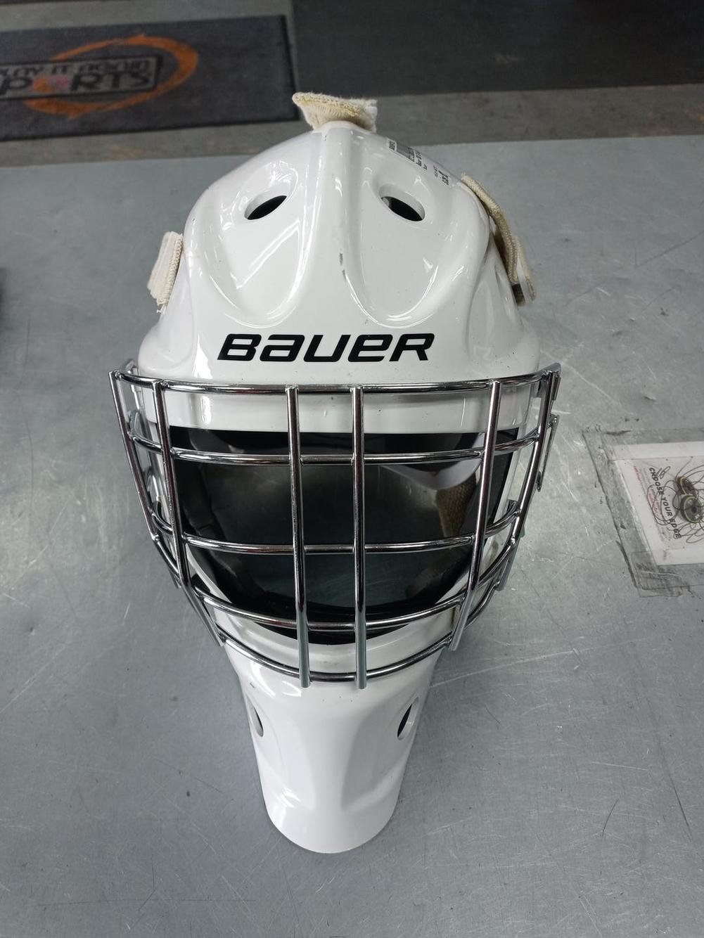 Used Bauer 930 Md Ice Hockey Goalie Helmets & Masks SidelineSwap