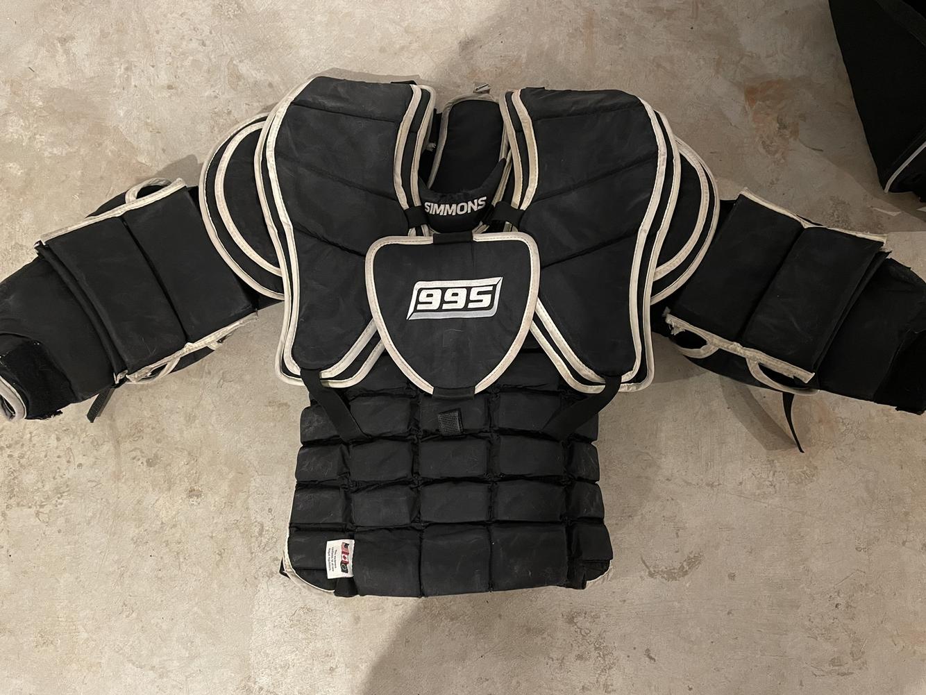 Simmons 995 Goalie Chest Protector SidelineSwap