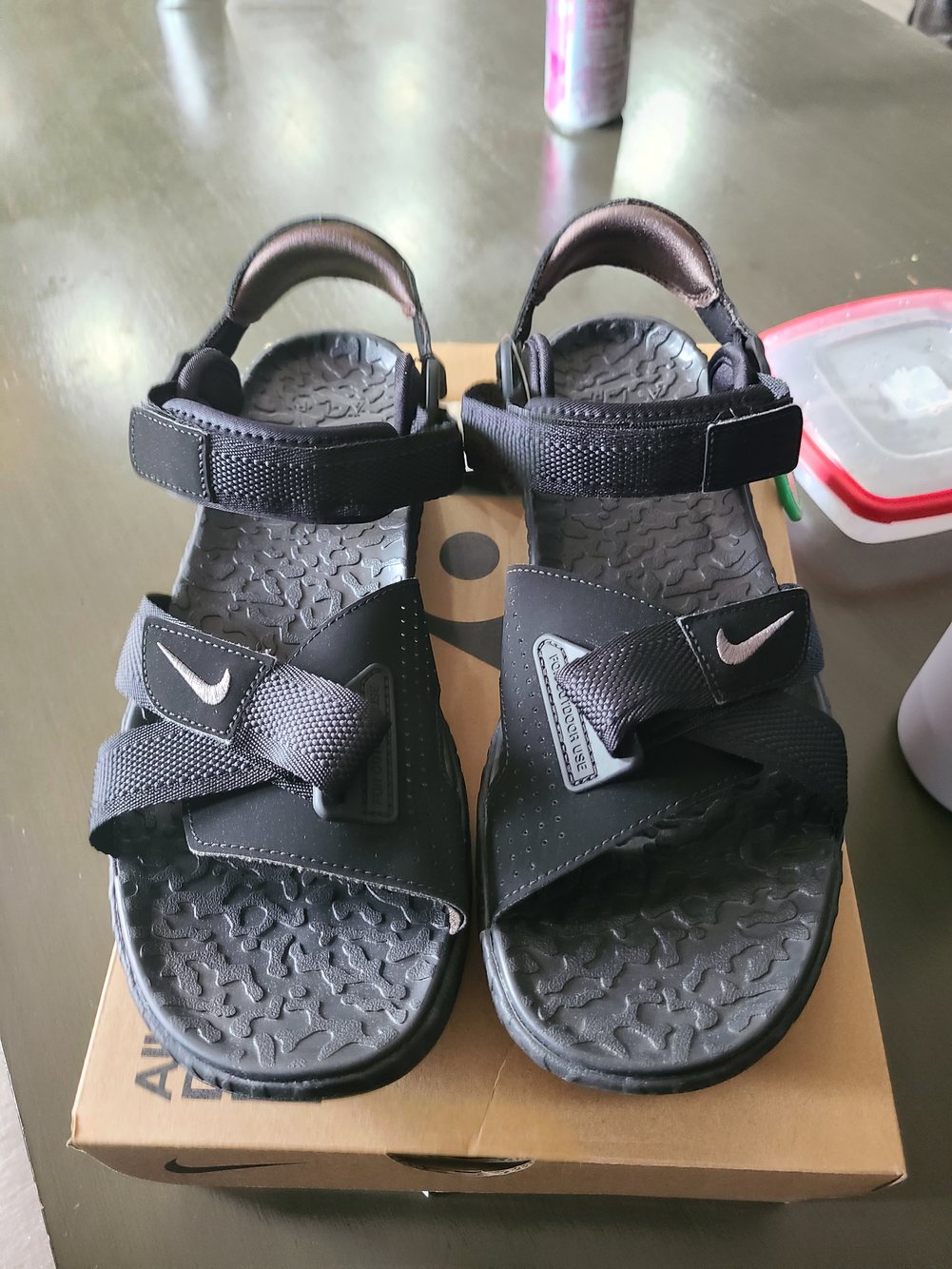 strap nike sandals