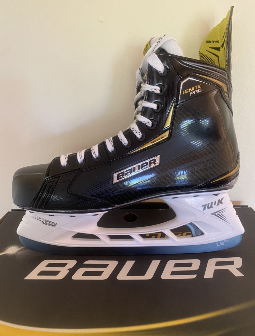 New Senior Bauer Ignite Pro Hockey Skates (Upgraded S29 model