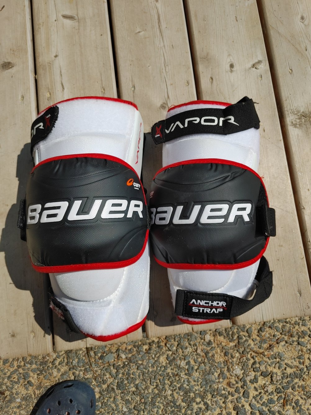 Bauer 1X vapor knee pads SidelineSwap