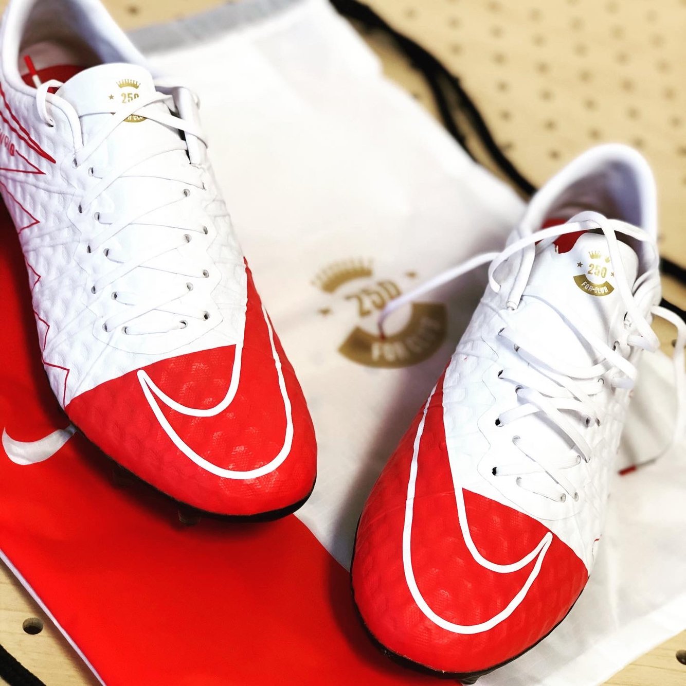 nike hypervenom wr250