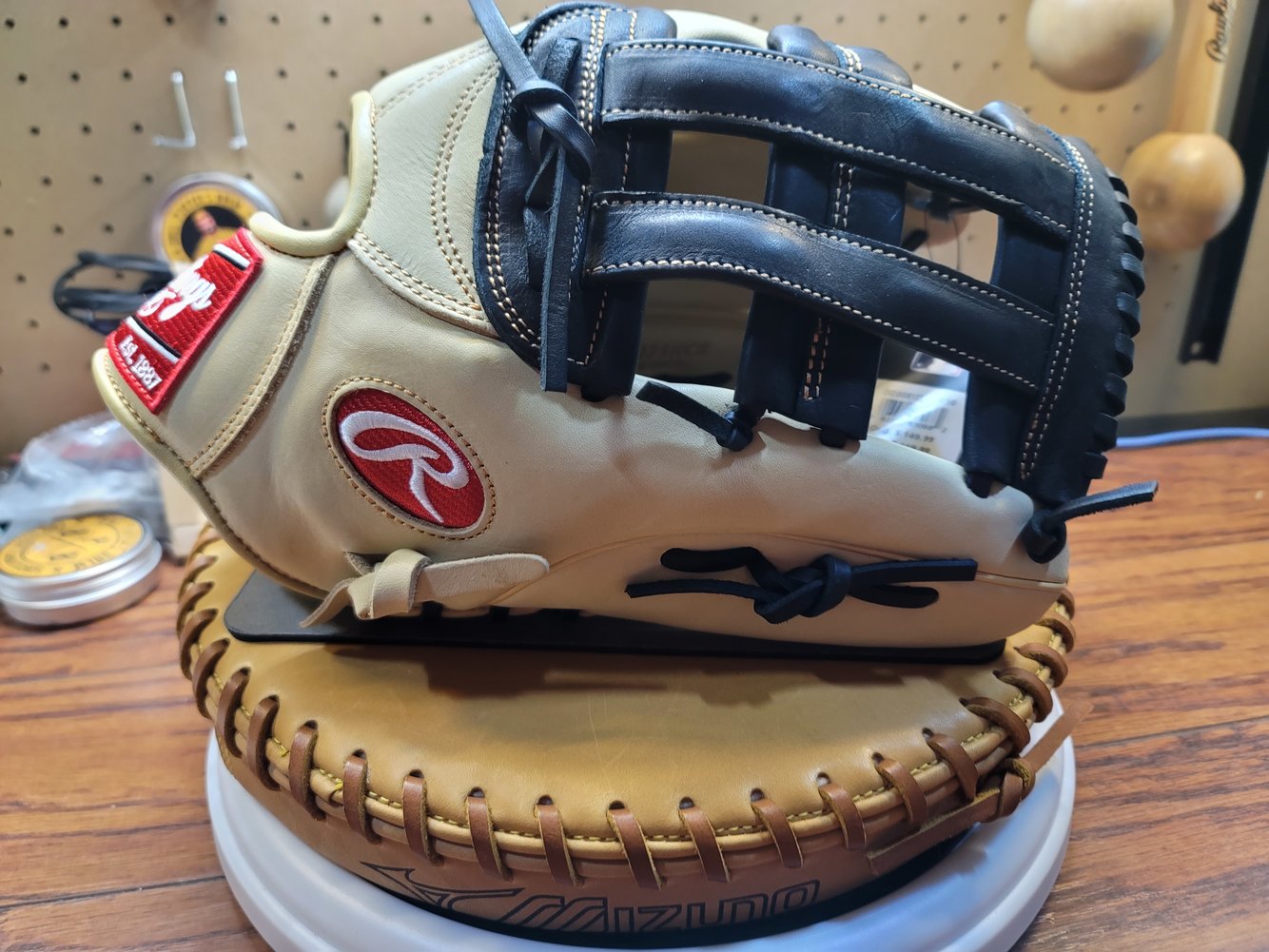 New Rawlings Gold Glove Elite Baseball Glove 12.75" SidelineSwap