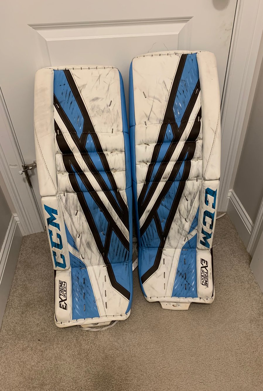 Custom 33+2.5 CCM Eflex 4 Goalie Leg Pads SidelineSwap
