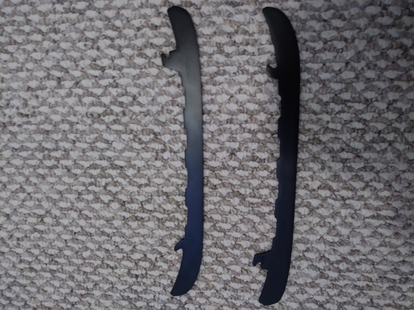 New 271 mm CCM SPEEDBLADE XS1 BLACK RUNNER PAIR SidelineSwap