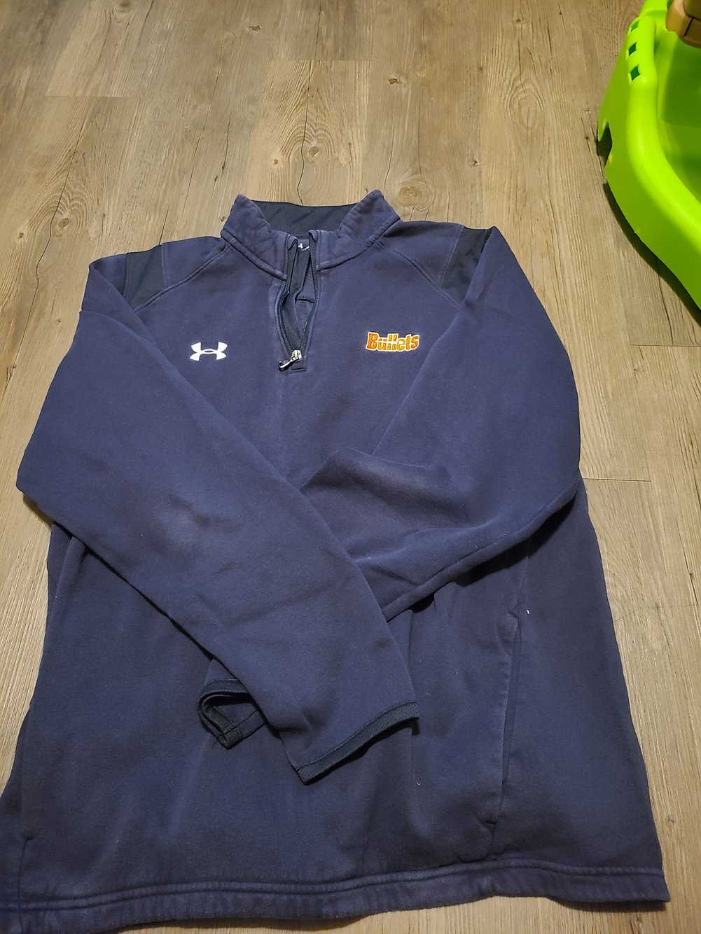 Gettysburg Lacrosse team issued Under Armour 1/4zip. SidelineSwap