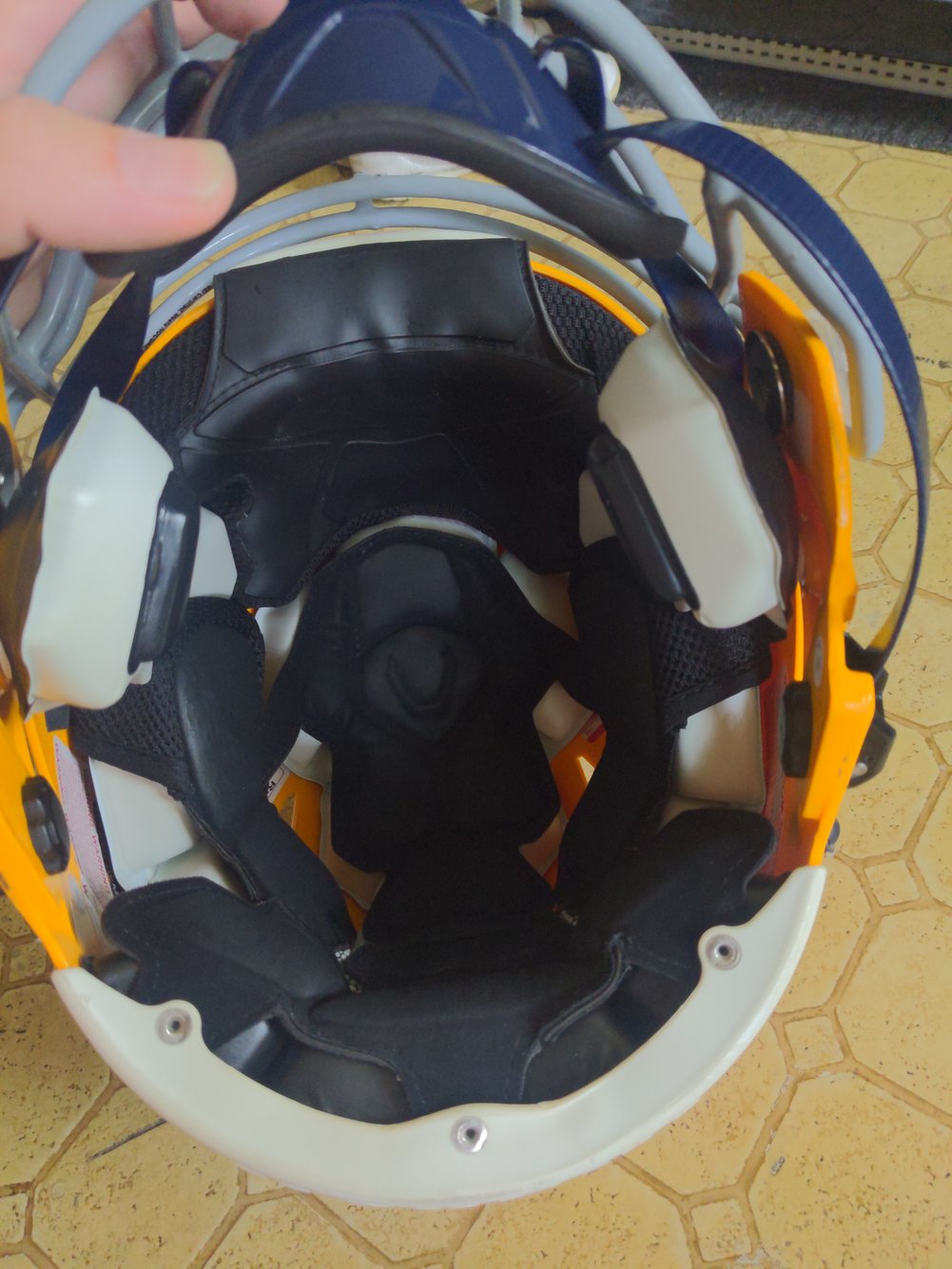 Adult large yellow Riddell SpeedFlex Helmet SidelineSwap