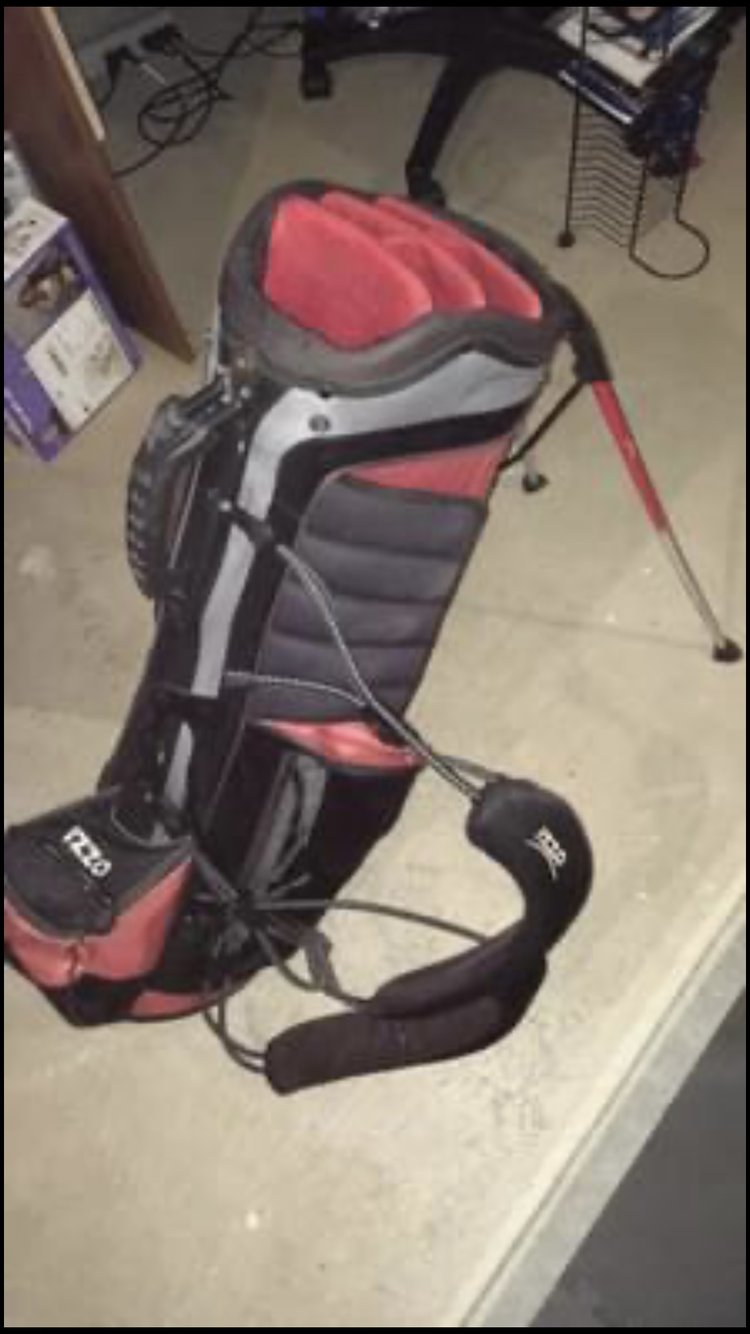 LEFT HANDED CARRY GOLF BAG SidelineSwap