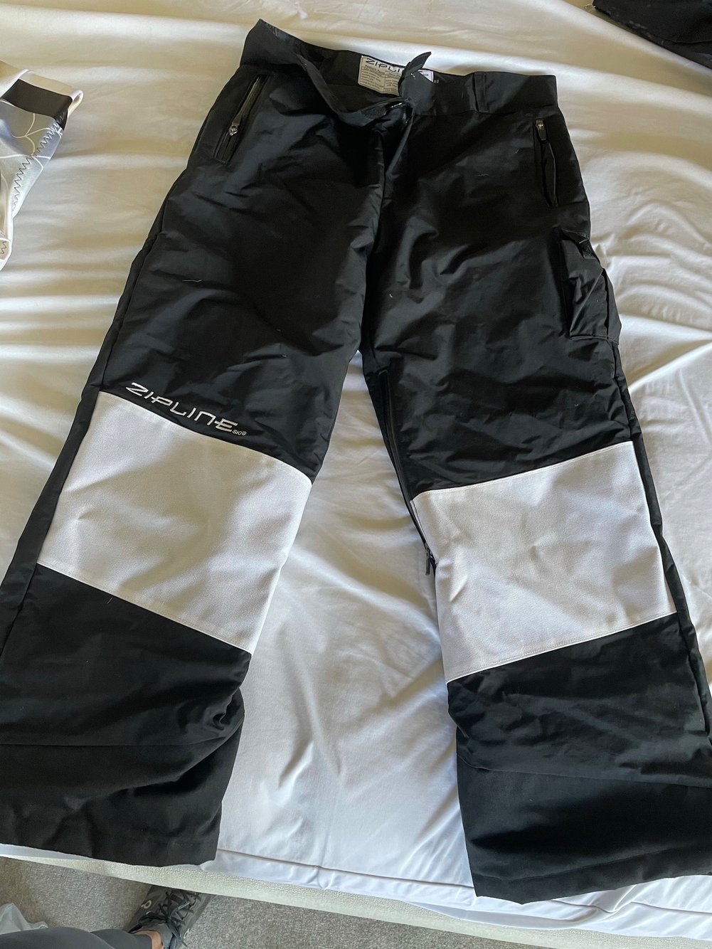 Zipline Podium moguls pant-insulated | SidelineSwap