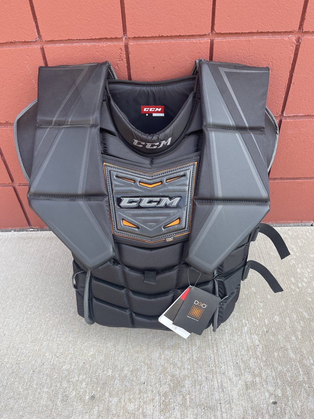 New Large CCM Premier Pro Goalie Chest Protector SidelineSwap