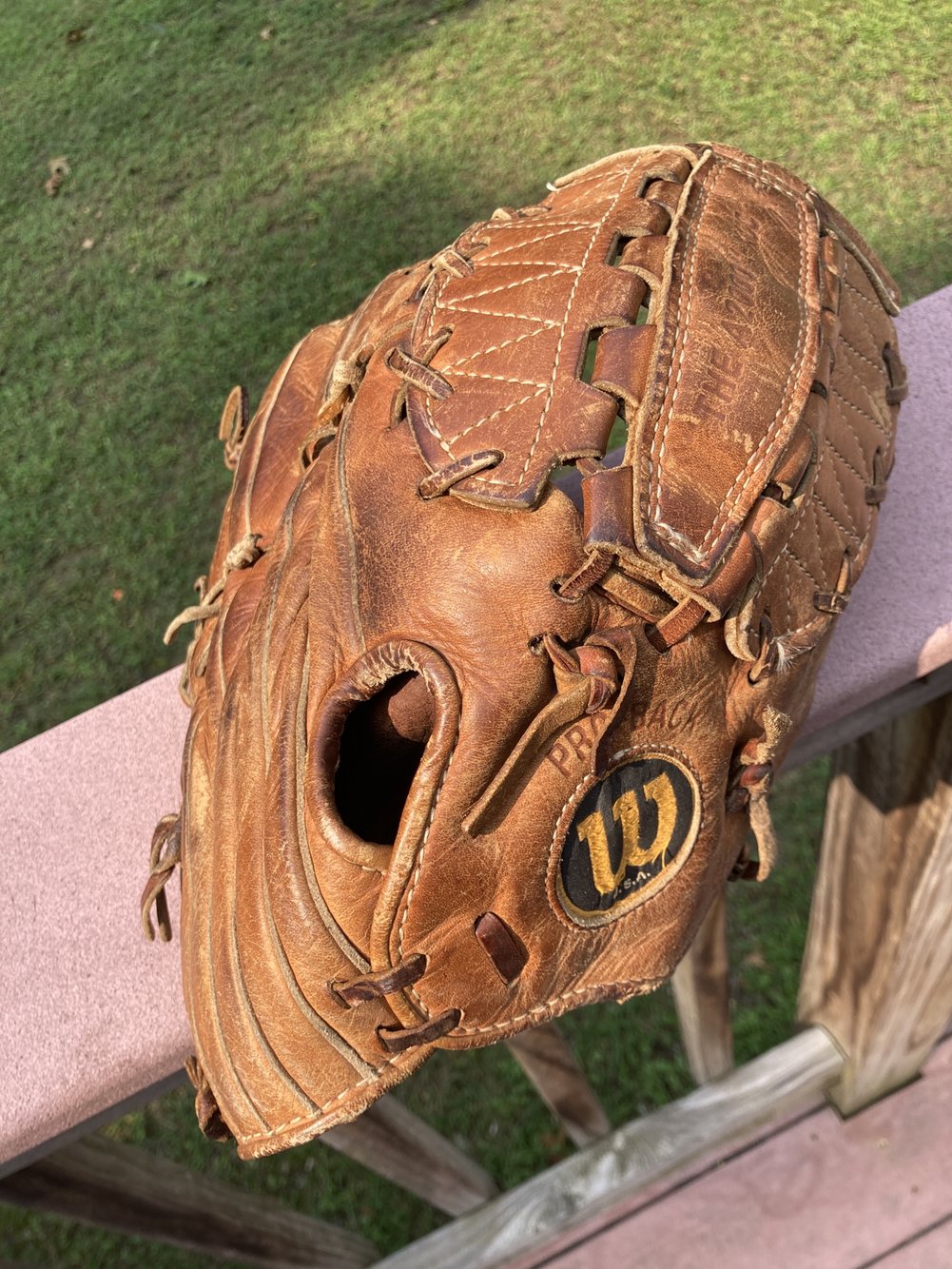 Vintage A2000 Baseball Glove Made In USA SidelineSwap