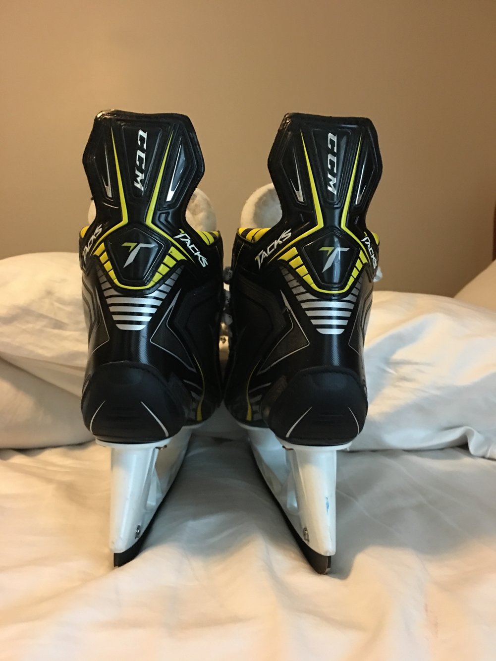 CCM Tacks Classic Pro+ skates SidelineSwap