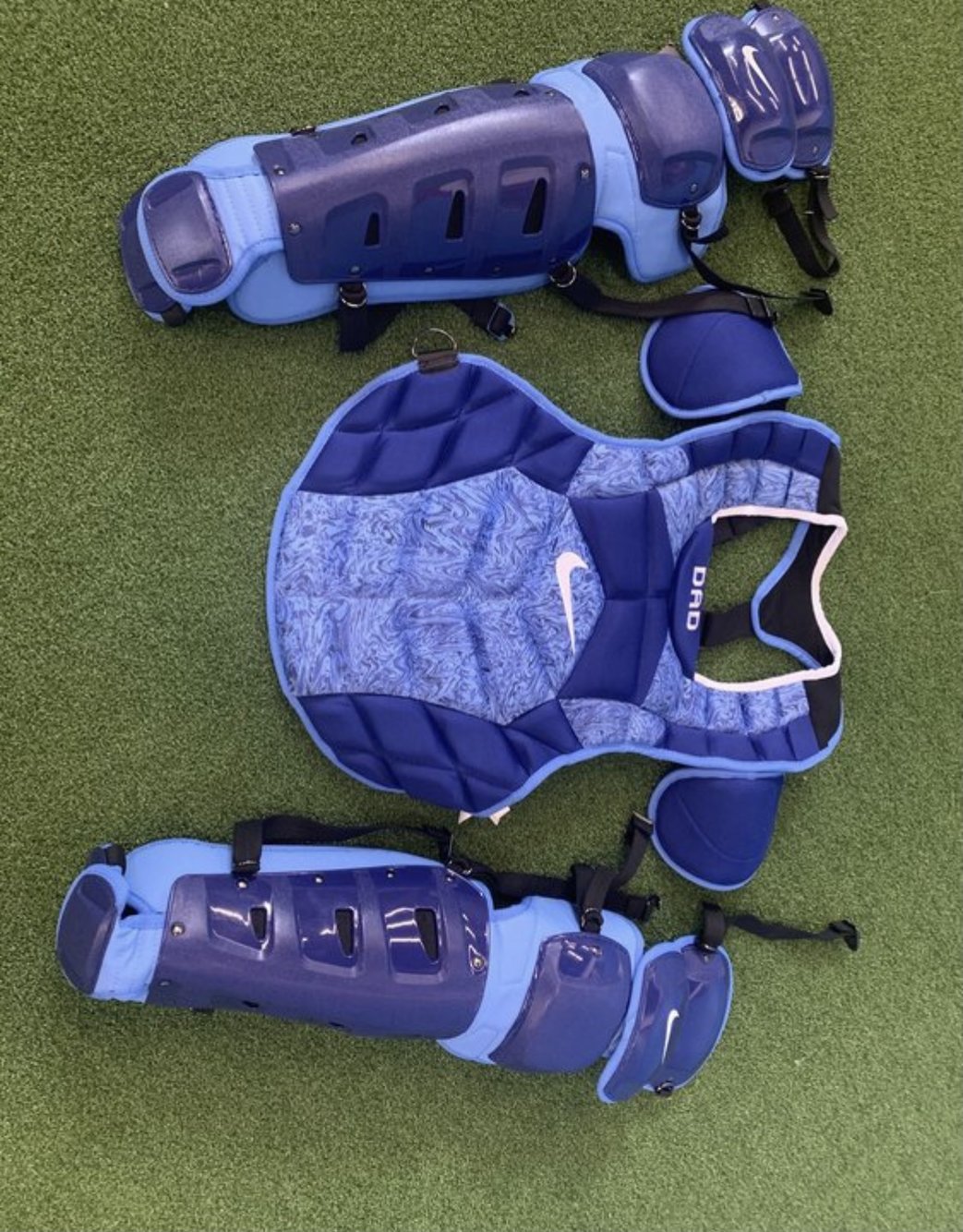 Pro issue Nike Father’s Day catchers set | SidelineSwap