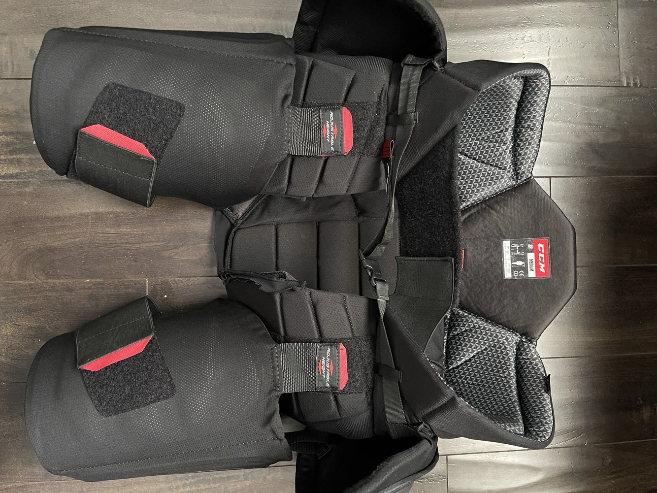 New CCM JetSpeed Girdle Senior Medium SidelineSwap