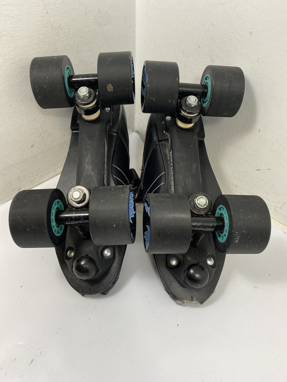 Used Lt429 Legends Resistor Torque Series Senior 10 Inline Skates