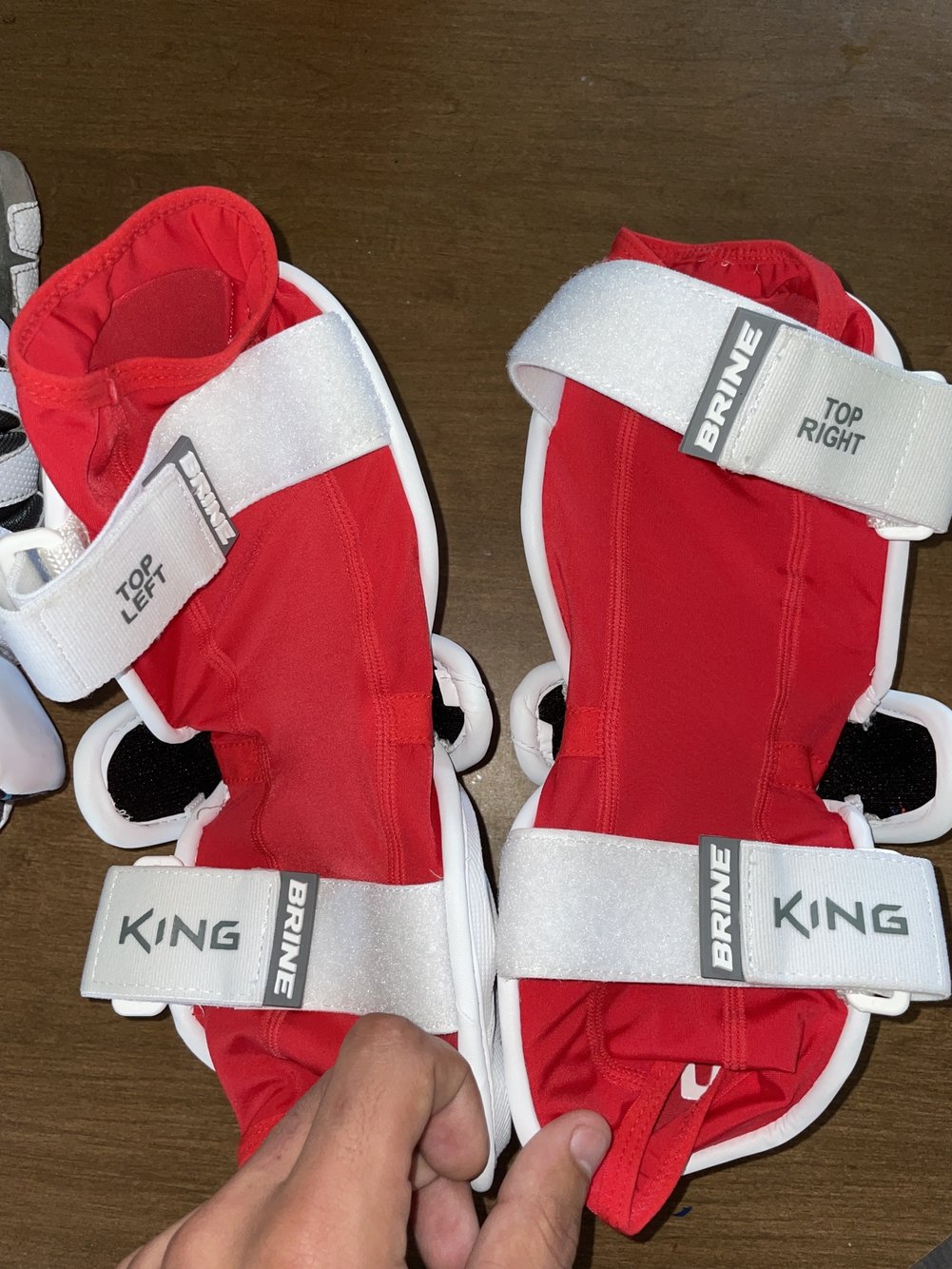 King Elites Gloves and Arm Guards SidelineSwap