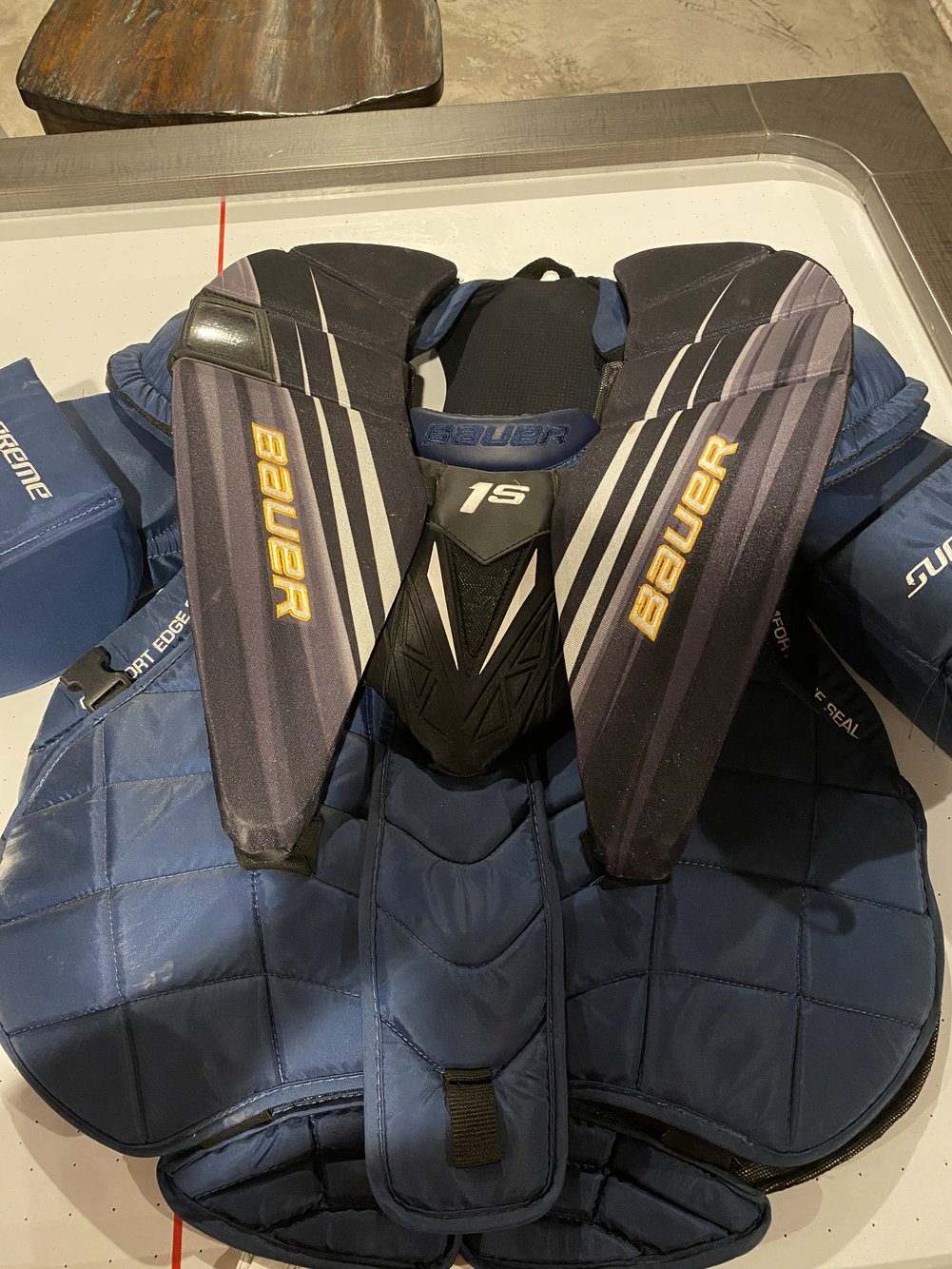 Brian Elliott game worn Supreme 1S Goalie Chest Protector Pro Stock