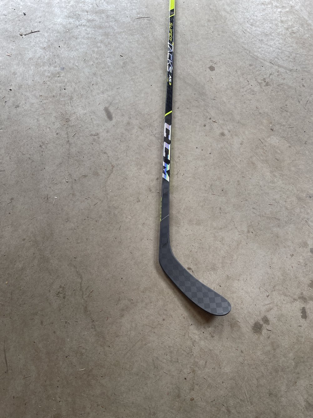 Intermediate Left Hand P28 Pattern 55 Flex Super Tacks AS3 Pro Hockey