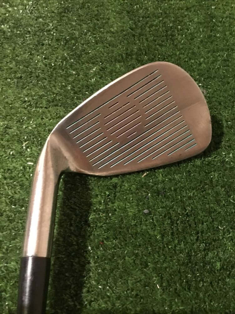 Lady Cobra Oversize Gap Wedge (SW) Graphite Shaft SidelineSwap
