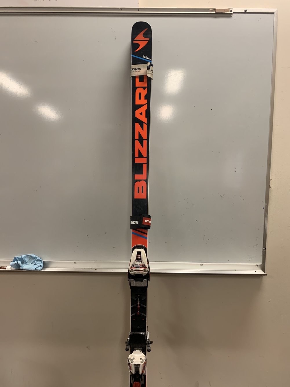 Blizzard Mens World Cup Super G Skis | SidelineSwap
